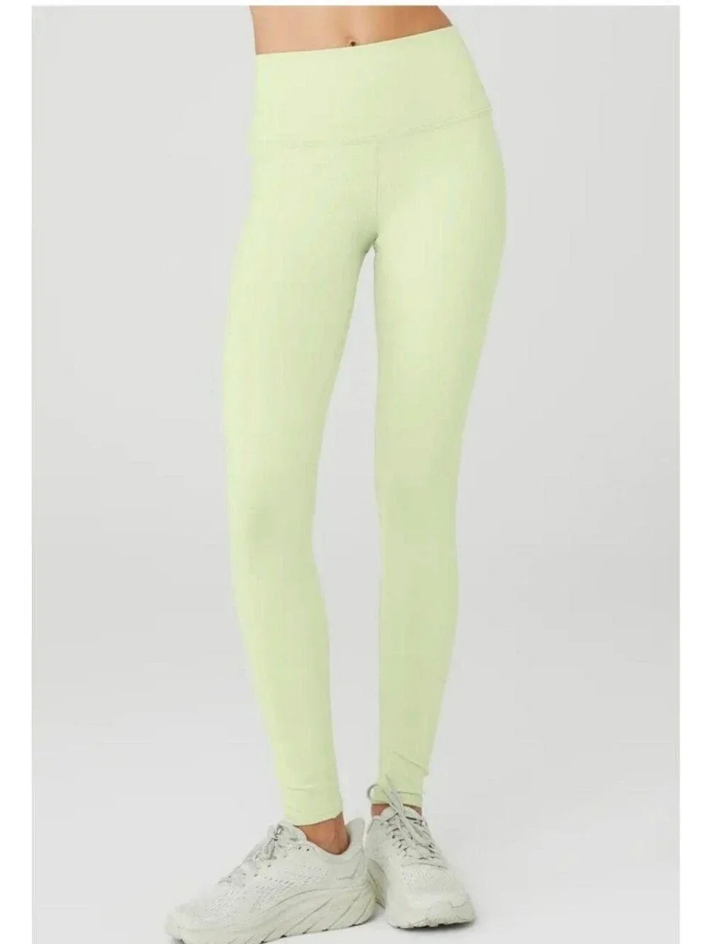 Alo Yoga High Waist Airbrush Full Length Legging in Iced Green Tea sz MEDIUM